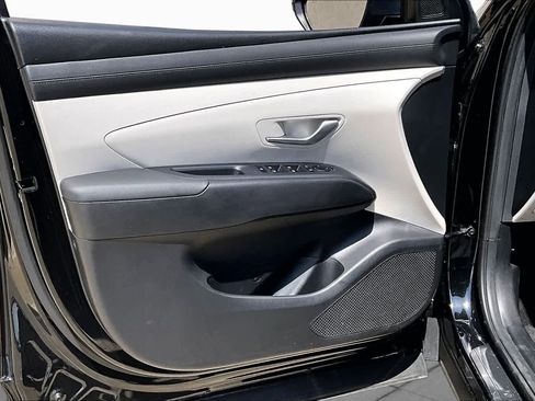 Used 2025 Hyundai Tucson SEL FWD image 20