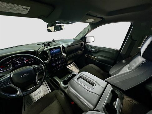 Used 2020 Chevrolet Silverado 1500 RST image 24
