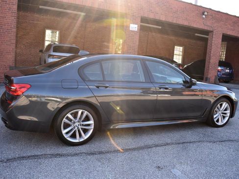 Used 2016 BMW 750i xDrive AWD/4WD image 2