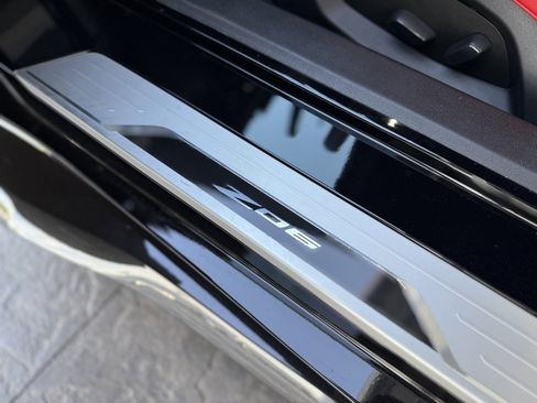 Used 2025 Chevrolet Corvette Z06 image 17