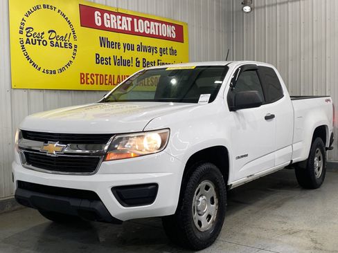 Used 2017 Chevrolet Colorado W/T w/ WT Convenience Package image 1