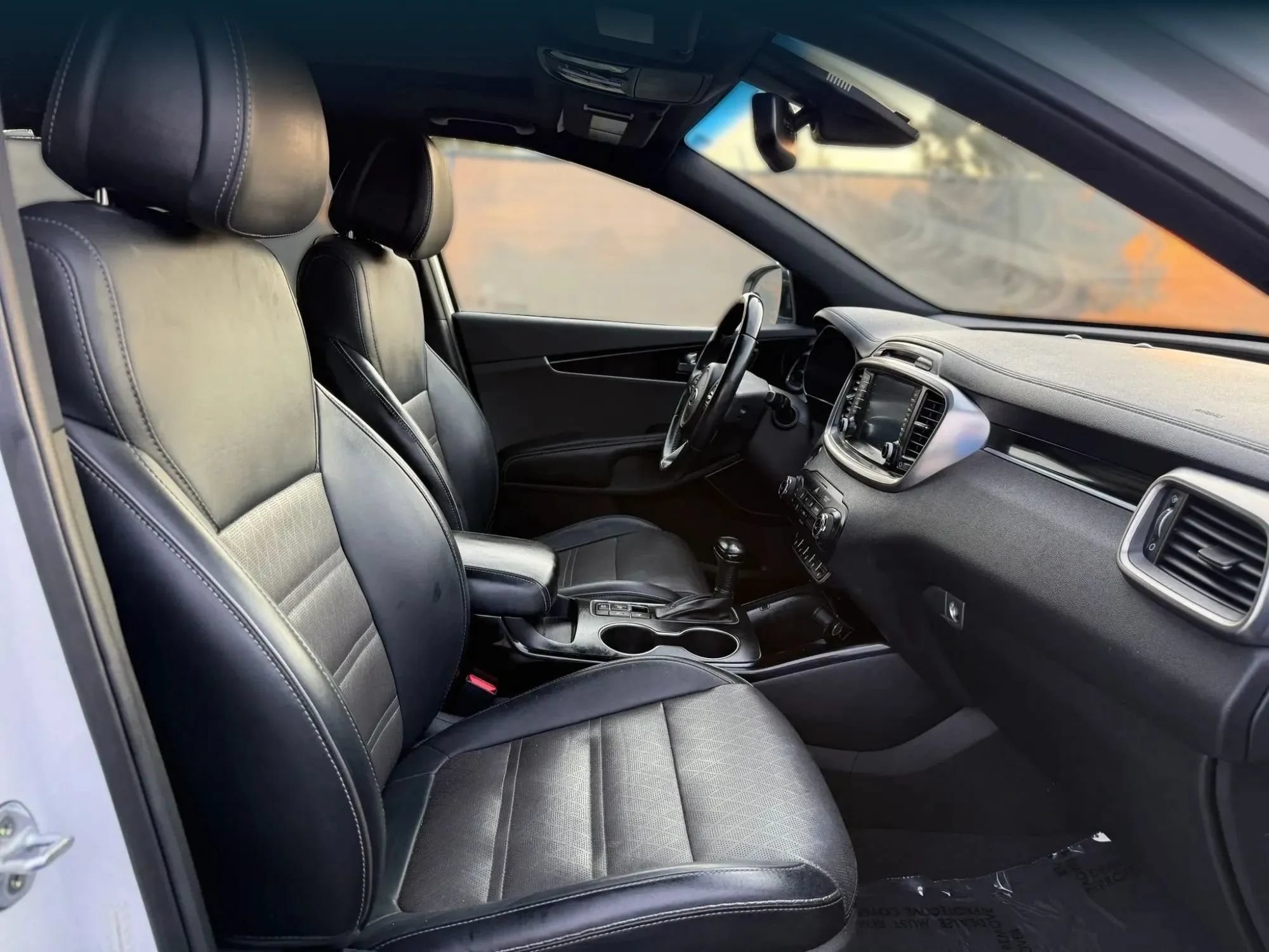 Used 2016 Kia Sorento SX w/ SXL Technology Package AWD/4WD image 18