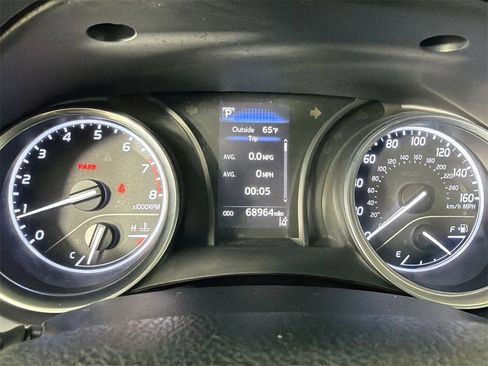 Used 2018 Toyota Camry SE image 26