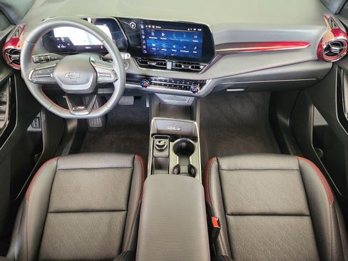 Used 2025 Chevrolet Equinox RS w/ Safety and Technology Package FWD image 27