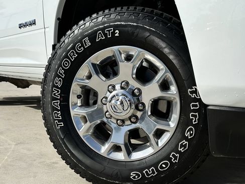 Used 2024 RAM 2500 Laramie w/ Safety Group AWD/4WD image 11