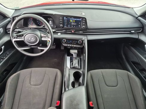 Used 2023 Hyundai Elantra SEL FWD image 28