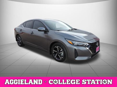 Used 2025 Nissan Sentra SV w/ All-Weather Package image 3