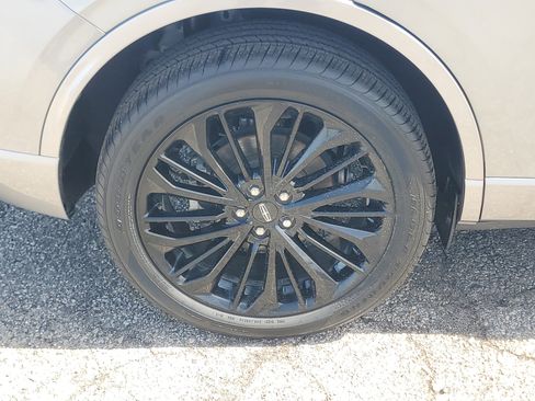 Certified 2024 Lincoln Corsair AWD w/ Equipment Group 101A image 6