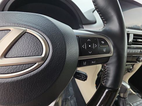 Used 2023 Lexus GX 460 Premium w/ Premium Package AWD/4WD image 19