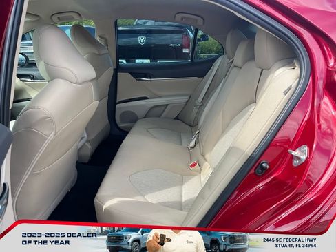 Used 2020 Toyota Camry LE FWD image 12