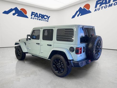 Used 2024 Jeep Wrangler Unlimited Sahara w/ Technology Group AWD/4WD image 10