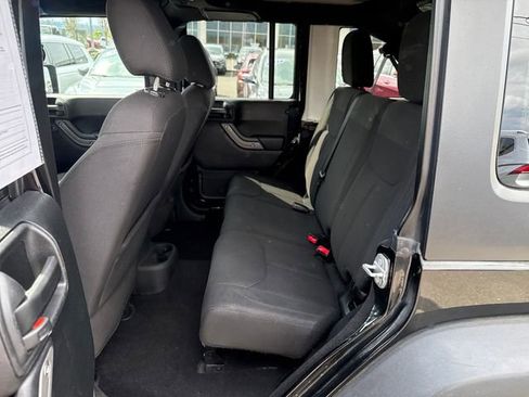 Used 2017 Jeep Wrangler Unlimited Sport w/ Quick Order Package 24S AWD/4WD image 13