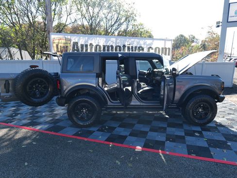 Used 2022 Ford Bronco Wildtrak image 61