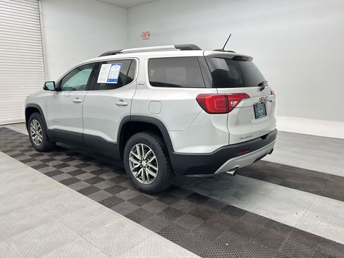 Certified 2019 GMC Acadia SLE image 3