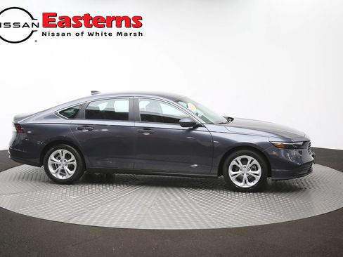 Used 2025 Honda Accord LX image 43