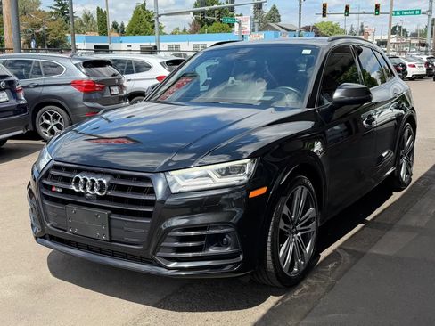 Used 2019 Audi SQ5 Prestige w/ Prestige Package AWD/4WD image 10