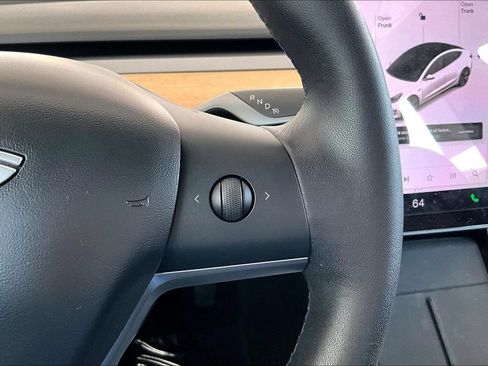 Used 2020 Tesla Model 3 Standard Range Plus RWD image 12