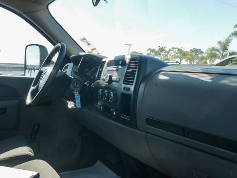 Used 2012 Chevrolet Silverado 3500 W/T image 11
