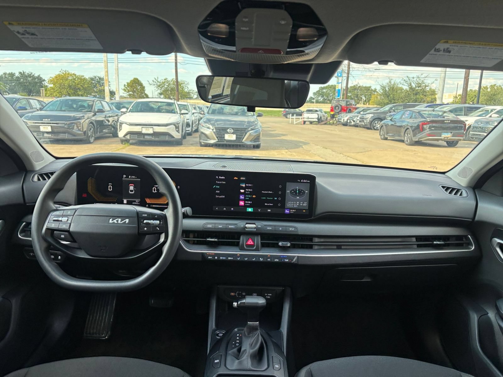 Used 2026 Kia K4 FWD image 31