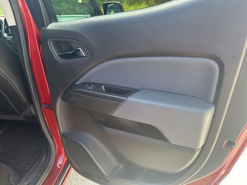Used 2016 Chevrolet Colorado Z71 AWD/4WD image 48