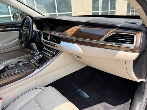 Used 2018 Genesis G90 5.0 Ultimate AWD/4WD image 24