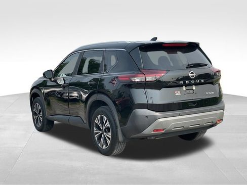 Certified 2023 Nissan Rogue SV w/ SV Premium B Package AWD/4WD image 4