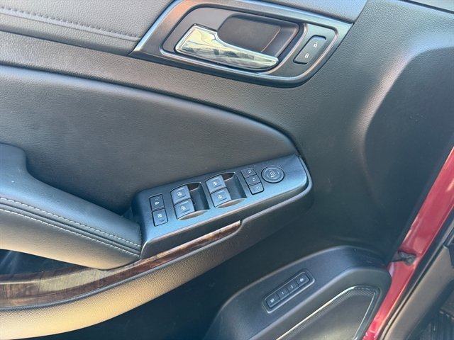Used 2020 Chevrolet Suburban LT AWD/4WD image 22