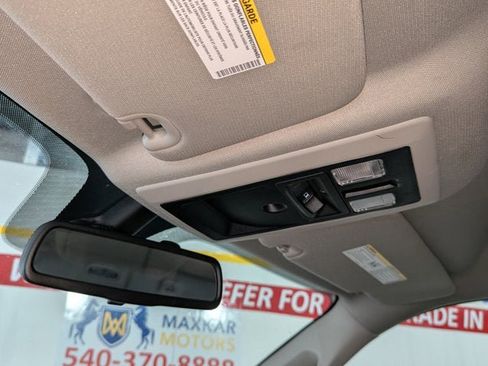 Used 2015 RAM 3500 SLT image 33