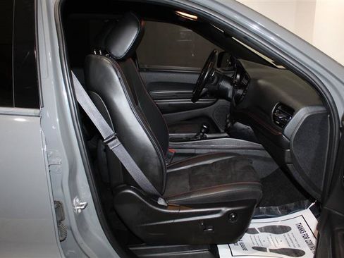 Used 2022 Dodge Durango R/T w/ Blacktop Package AWD/4WD image 32