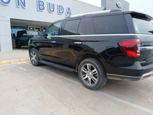 Used 2024 Ford Expedition Limited image 7