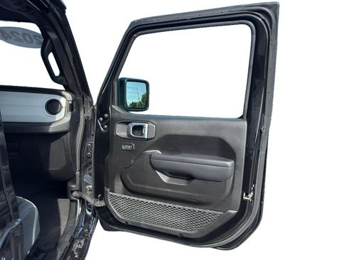 Used 2024 Jeep Wrangler Unlimited Sport AWD/4WD image 14