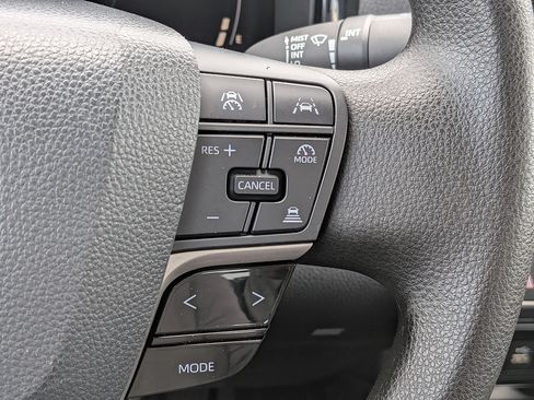 Used 2025 Toyota Camry LE FWD image 22