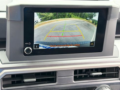 Used 2025 Toyota 4Runner SR5 RWD image 11