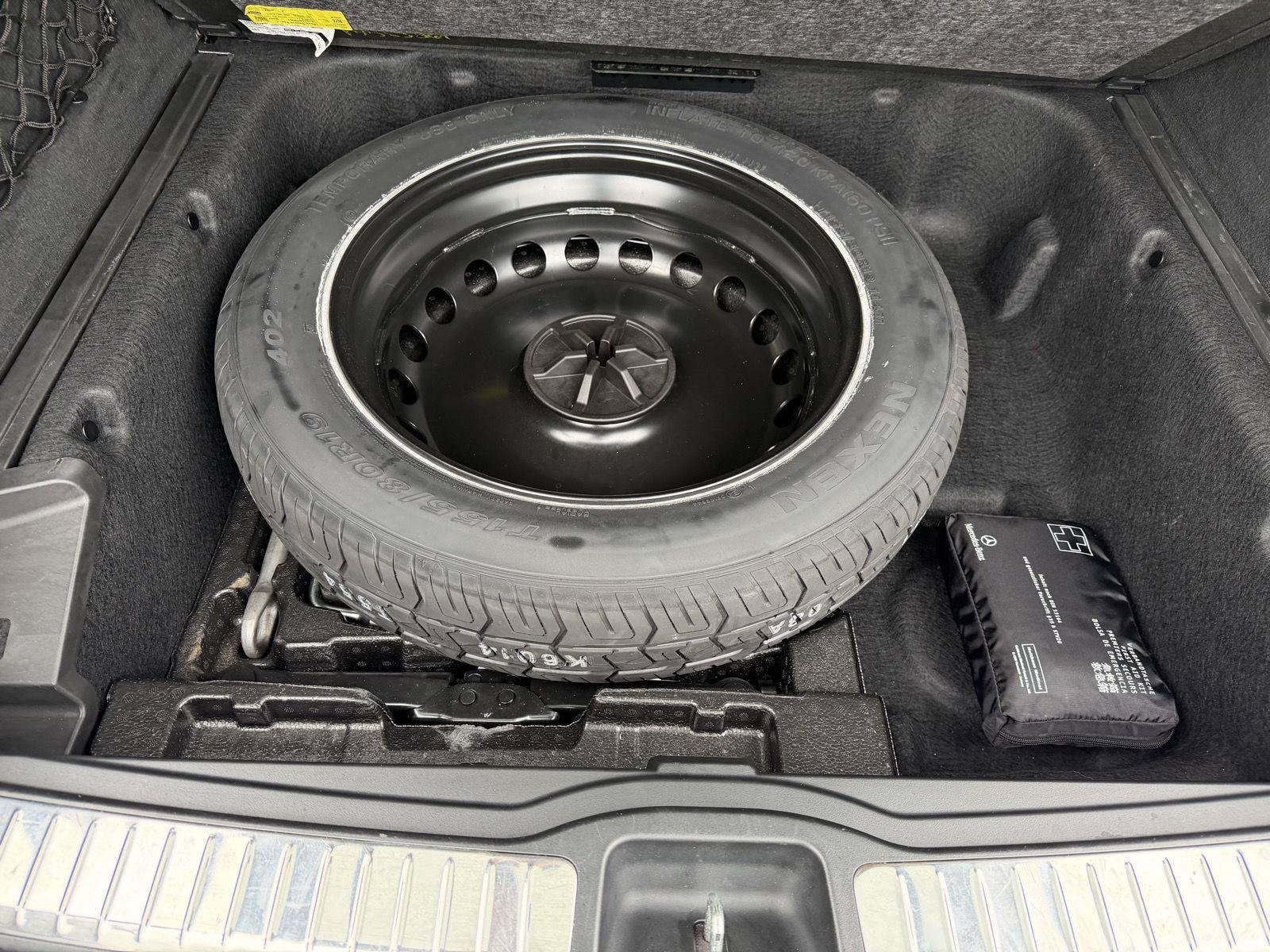 Used 2021 Mercedes-Benz GLE 350 w/ Premium Package image 31