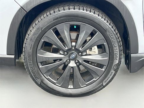 Used 2022 Subaru Ascent Onyx Edition image 28