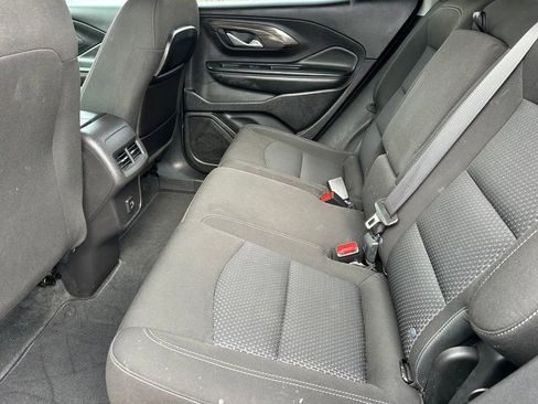 Used 2024 GMC Terrain SLE w/ Driver Convenience Package image 15