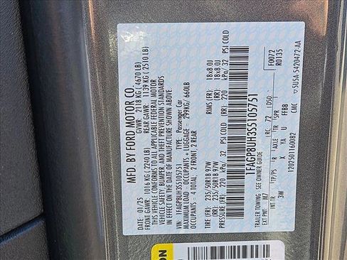 Used 2025 Ford Mustang Premium image 23