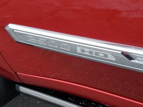 Used 2025 Chevrolet Silverado 2500 High Country w/ High Country Premium Package image 38