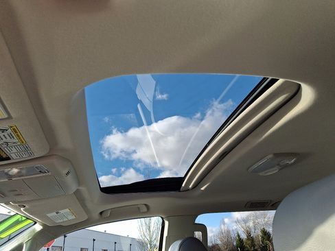 Used 2017 Toyota Sequoia SR5 image 14