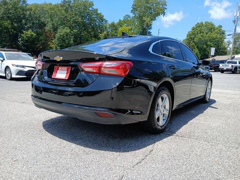 Used 2022 Chevrolet Malibu LT FWD image 6