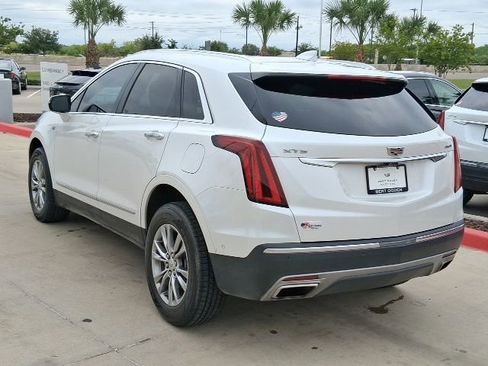 Used 2021 Cadillac XT5 Premium Luxury FWD image 4