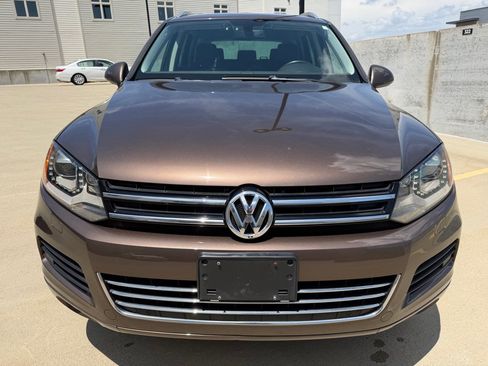 Used 2012 Volkswagen Touareg VR6 AWD/4WD image 8