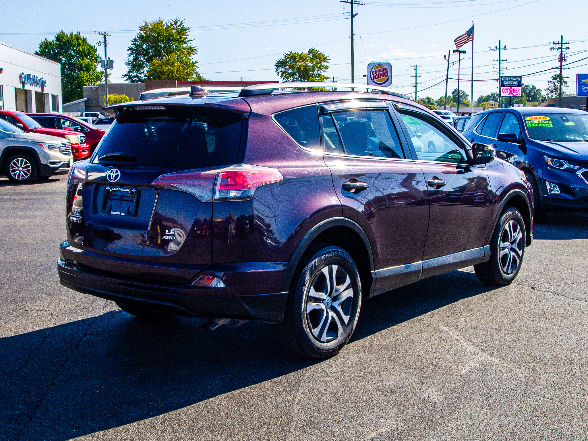 Used 2017 Toyota RAV4 LE w/ Carpet Mat Package AWD/4WD image 7