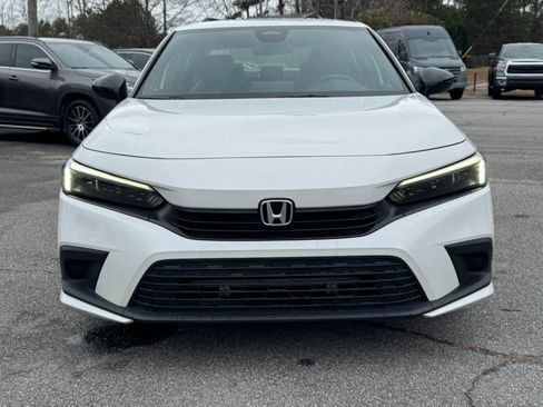 Used 2023 Honda Civic Sport image 2