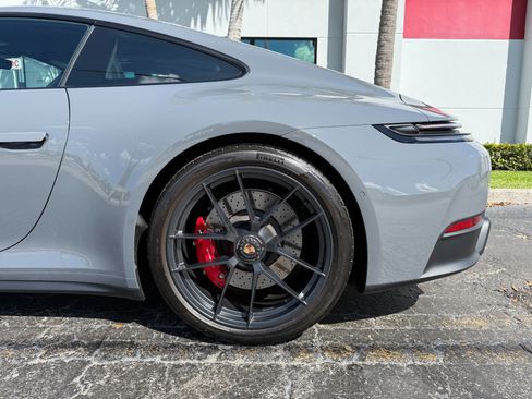 Used 2025 Porsche 911 Carrera GTS image 14