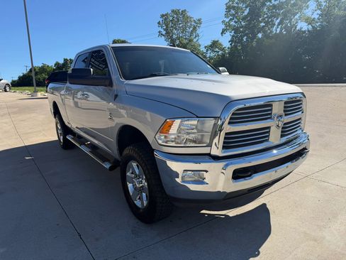 Used 2014 RAM 2500 Big Horn AWD/4WD image 3