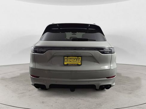 Used 2021 Porsche Cayenne GTS image 4