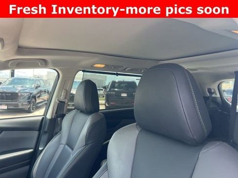 Used 2023 Subaru Ascent Onyx Edition Limited AWD/4WD image 7