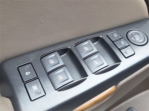 Used 2020 GMC Yukon Denali w/ Open Road Package image 19