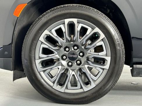 Used 2024 GMC Yukon Denali Ultimate image 42